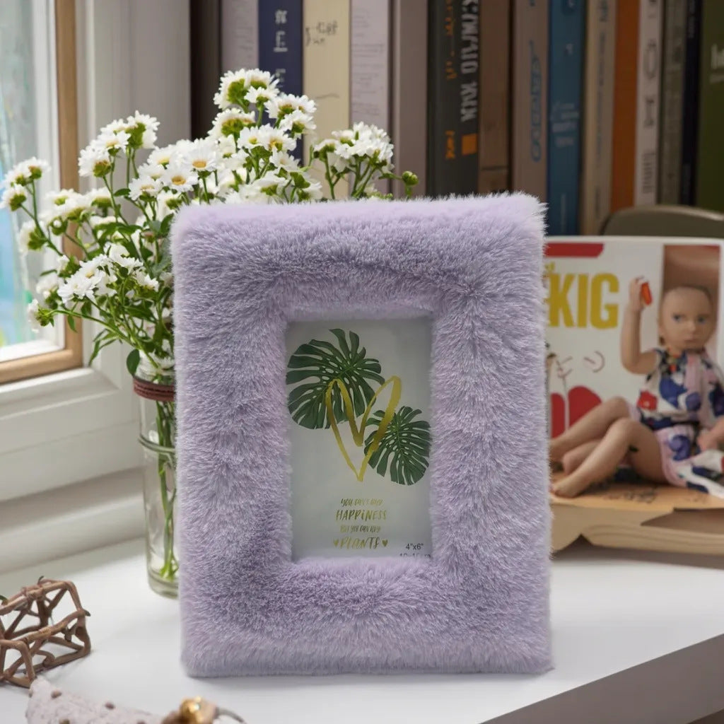 LAVINIA | LAVENDER FAUX FUR PHOTO FRAME