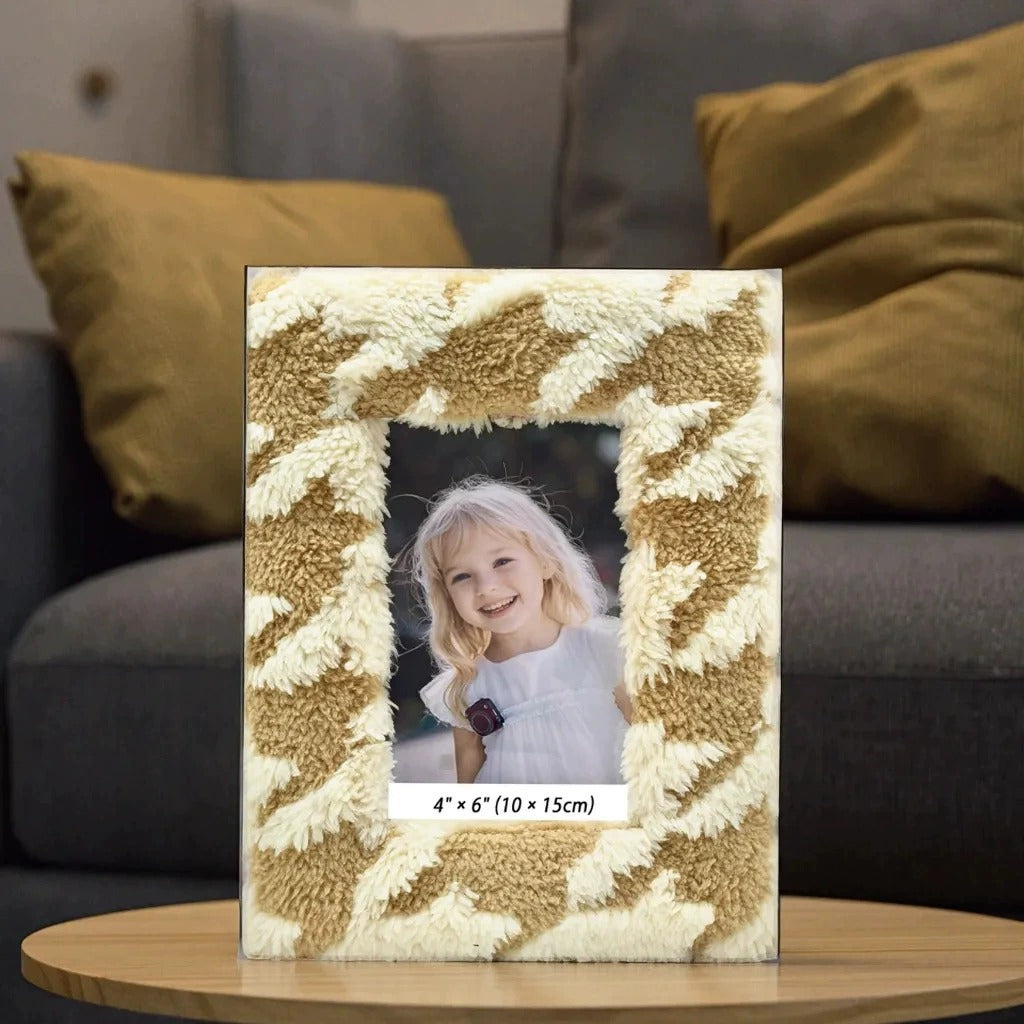 TERRAVIA | GEOMETRIC TUFTED PHOTO FRAME