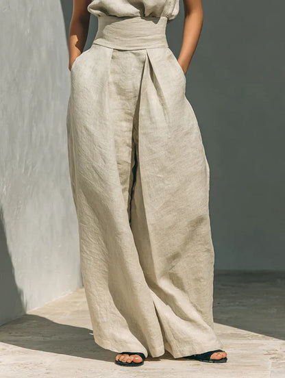 FLOR | MINIMALIST WOMEN’S TWO-PIECE SET WITH SLEEVELESS BLOUSE AND WIDE-LEG TROUSERS