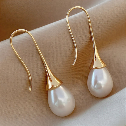 BELLEZA | CLASSIC PEARL BEAUTY EARRINGS