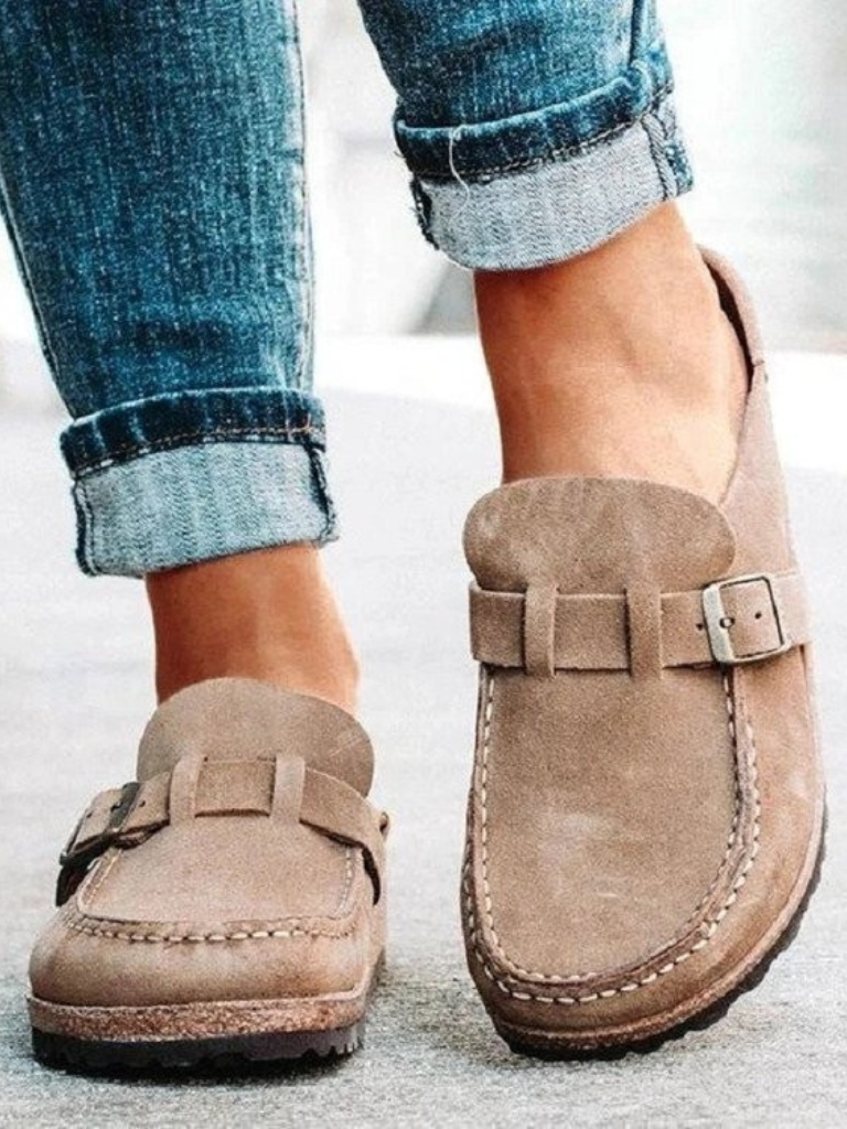 CHARLOTTE | BUCKLE COMFORT CLOGS