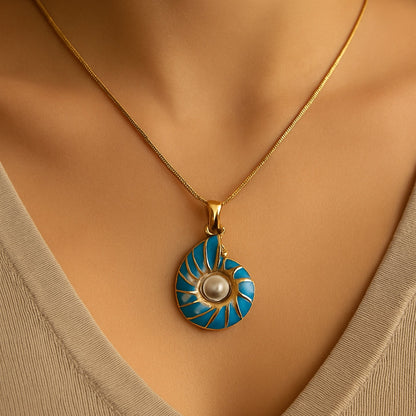MARISSA | SEASHELL PEARL PENDANT NECKLACE