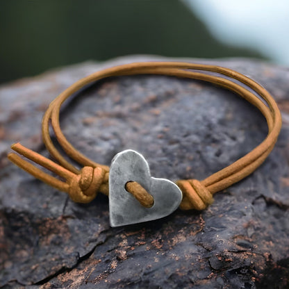 HOLLY | SYMBOL OF LOVE BRACELET