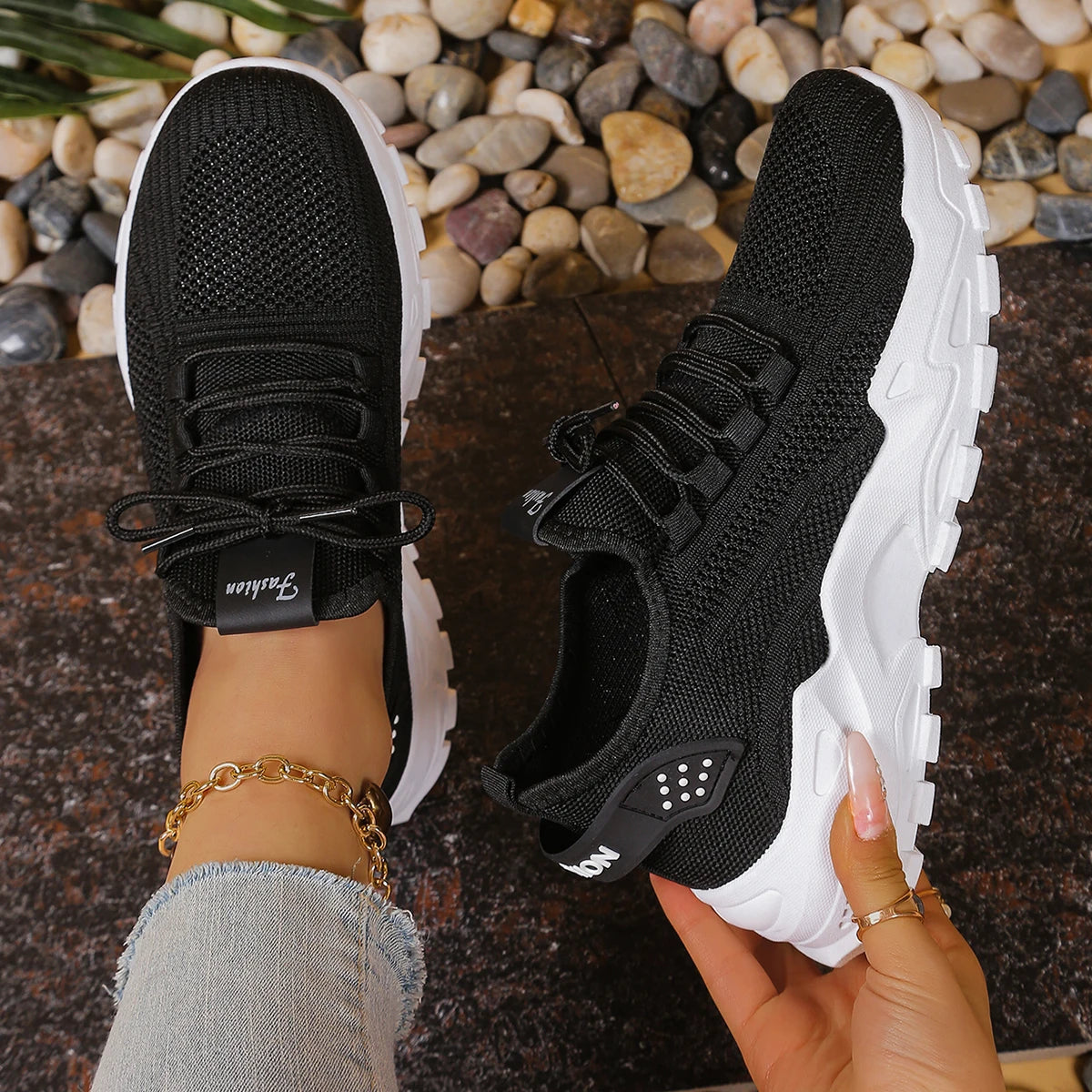 Magnolia | Sneaker mit durchgehendem Riemen