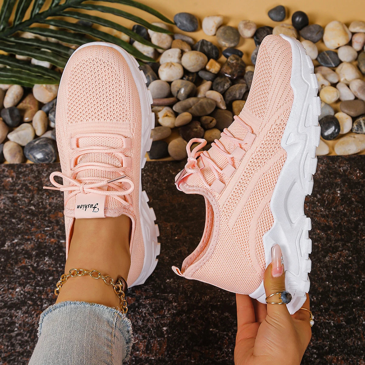 Magnolia | Sneaker mit durchgehendem Riemen