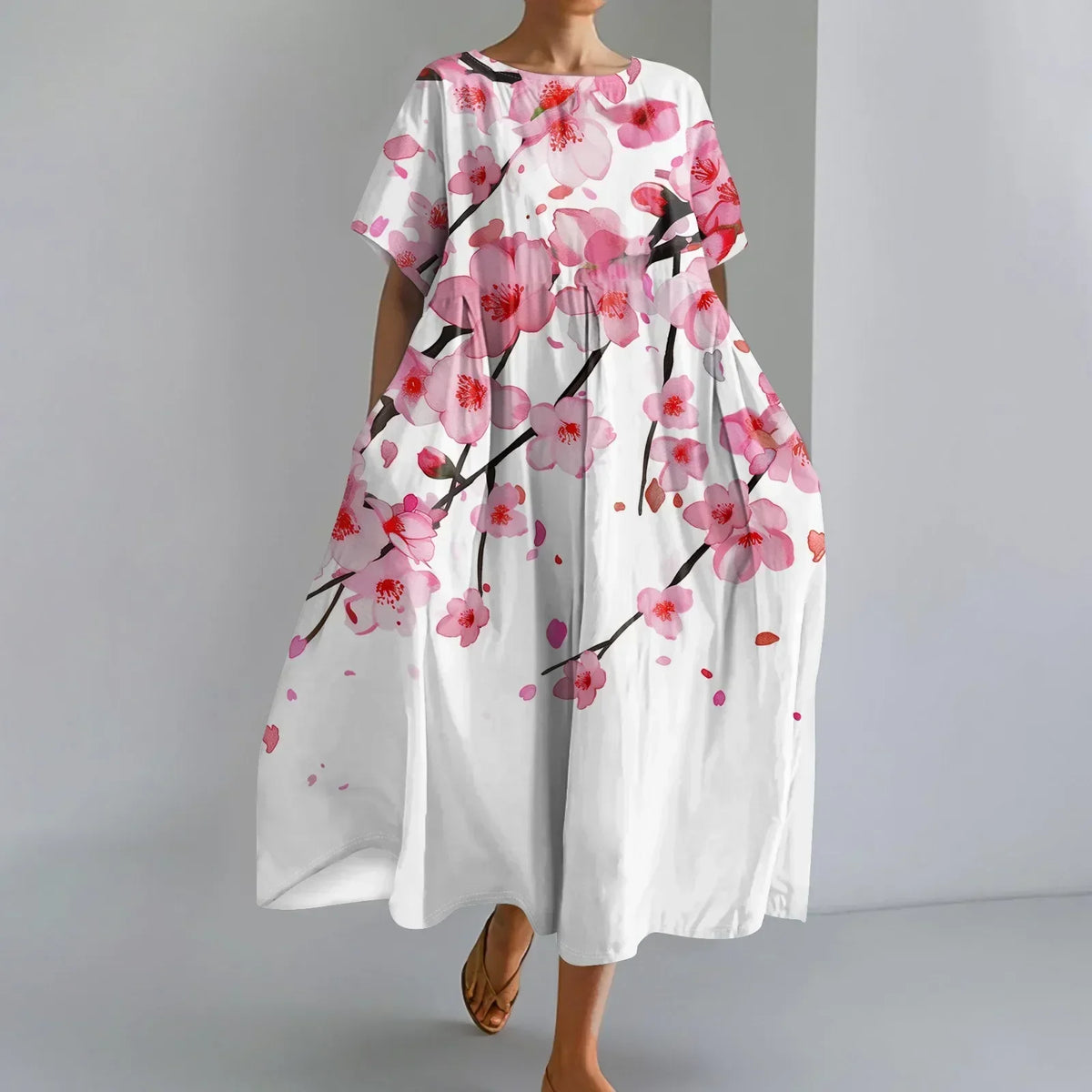 JUTTA | LIGHTWEIGHT MAXI DRESS WITH BEAUTIFUL FLORAL PRINT