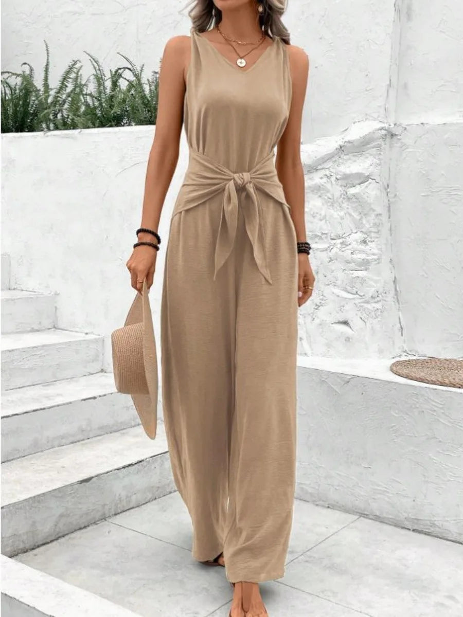 Perla | Schnür-Jumpsuit mit V-Ausschnitt