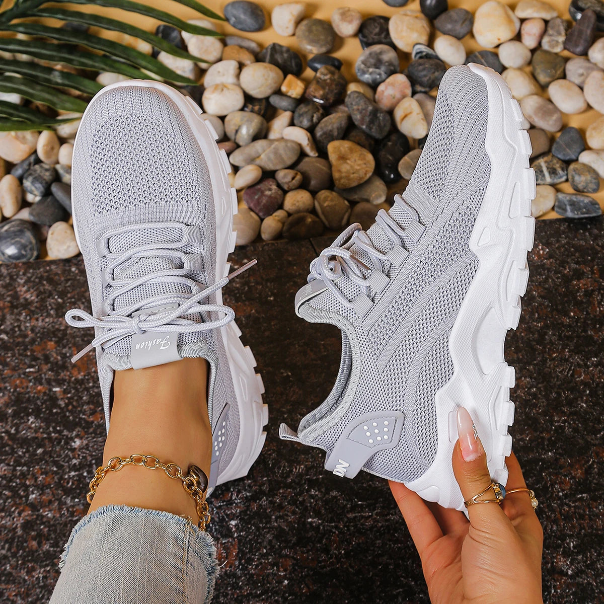 Magnolia | Sneaker mit durchgehendem Riemen