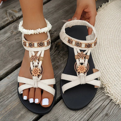 Vela | Perlenbesetzte römische Sandalen