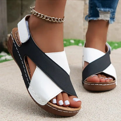 Aurora | Peep-Toe-Sandaletten mit Keilabsatz