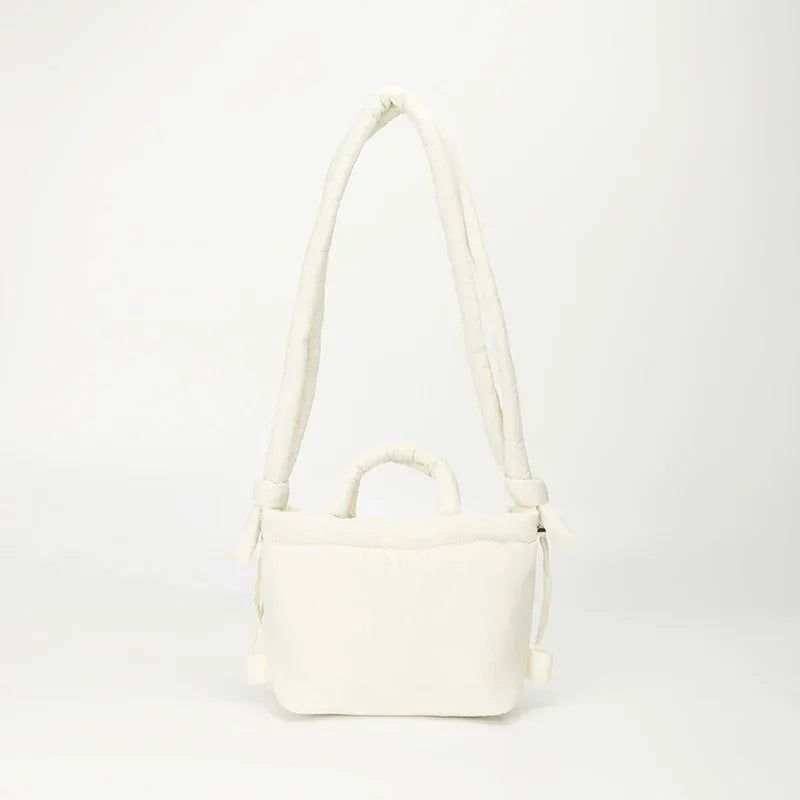 Adriana | Eckige Nylon-Crossbody-Tasche