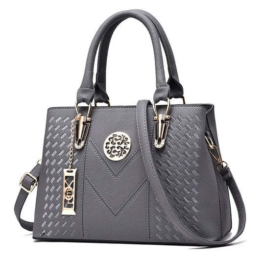 Amara | Bestickte Schultertasche