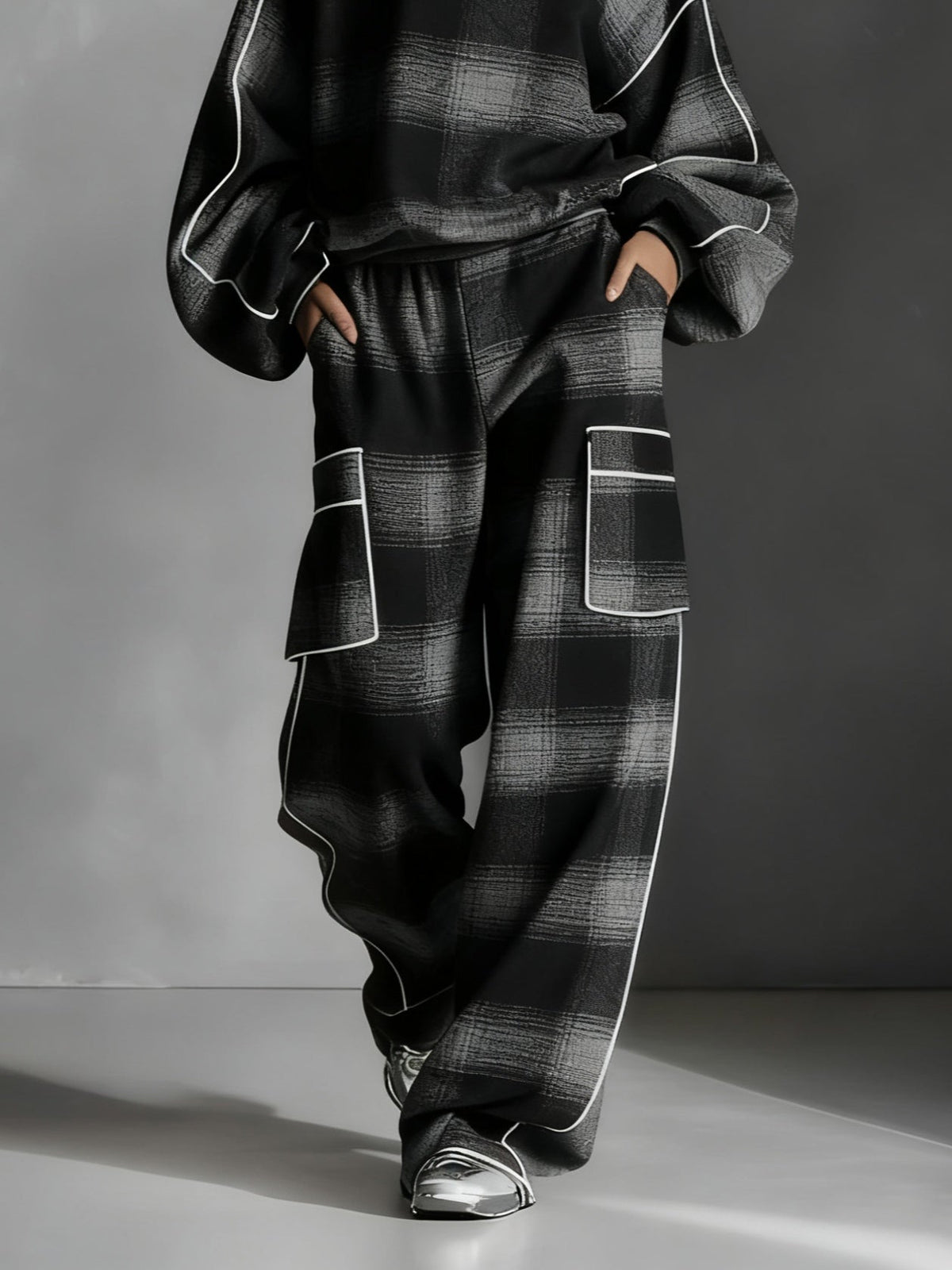 CHARLOTTE | BLACK AND GREY PLAID COLOUR BLOCK SWEATSHIRT AND CASUAL PANTS SET