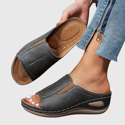 ARETHA | ORTHOPEDIC SANDALS