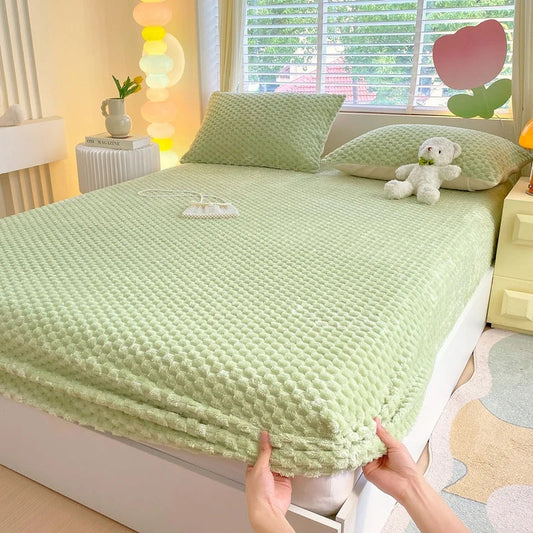 MINTCLOUD | SOFT GREEN PLUSH BEDDING SET