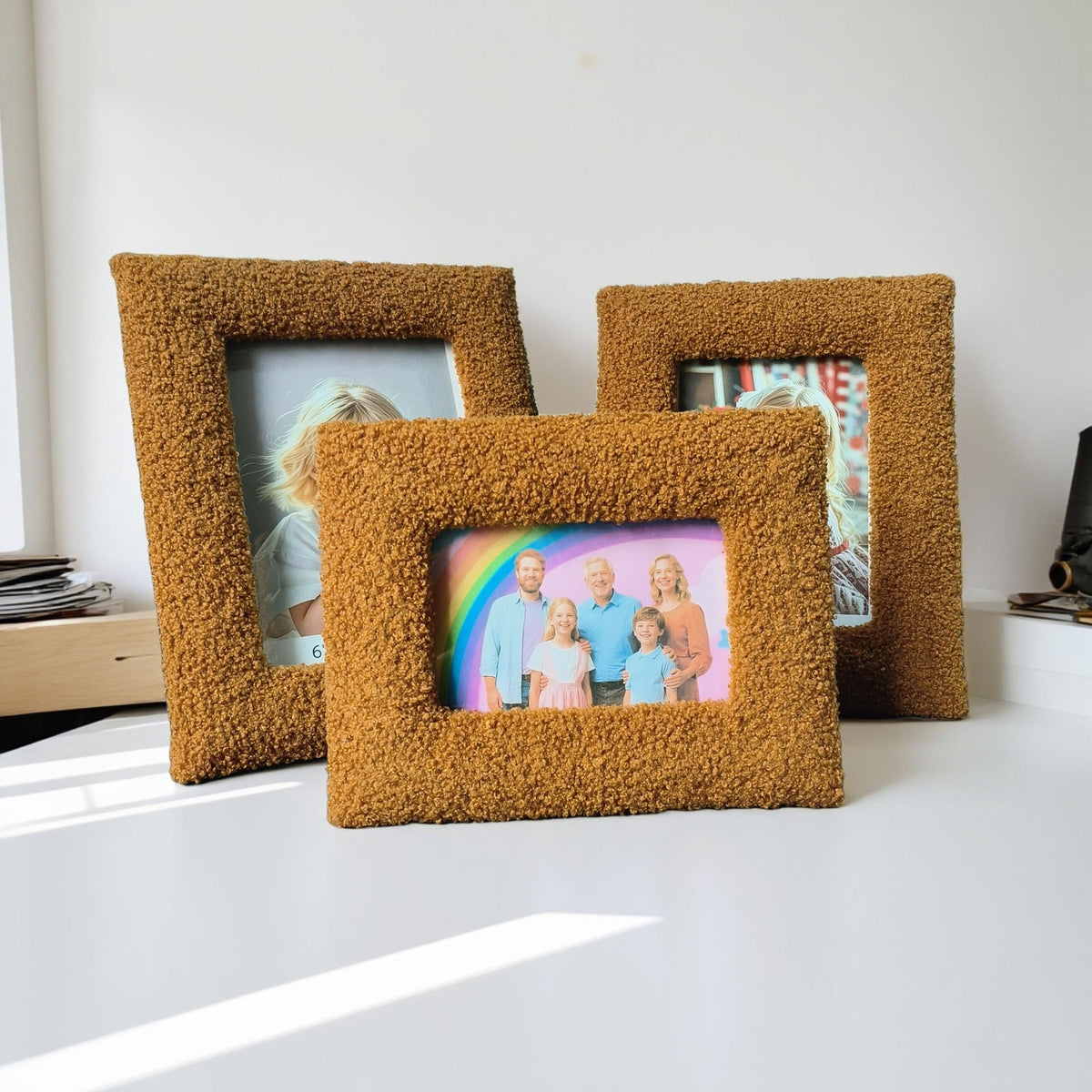 CAVORA | BROWN BOUCLÉ PHOTO FRAME SET