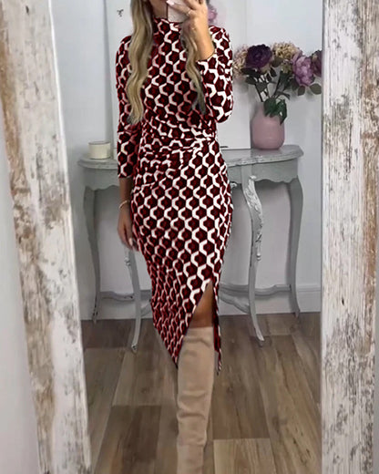 ROXANNE | GEOMETRIC PRINT RUCHED MIDI DRESS WITH SLIT