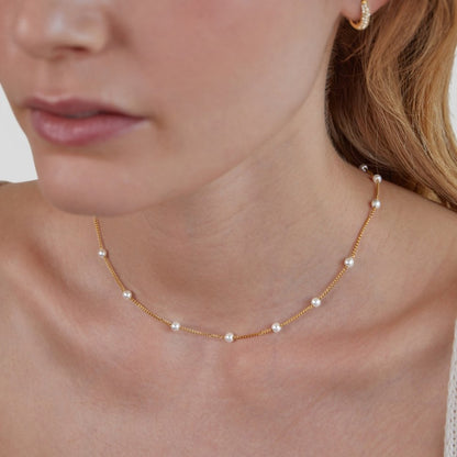 AURELIA | TIMELESS PEARL GOLD NECKLACE